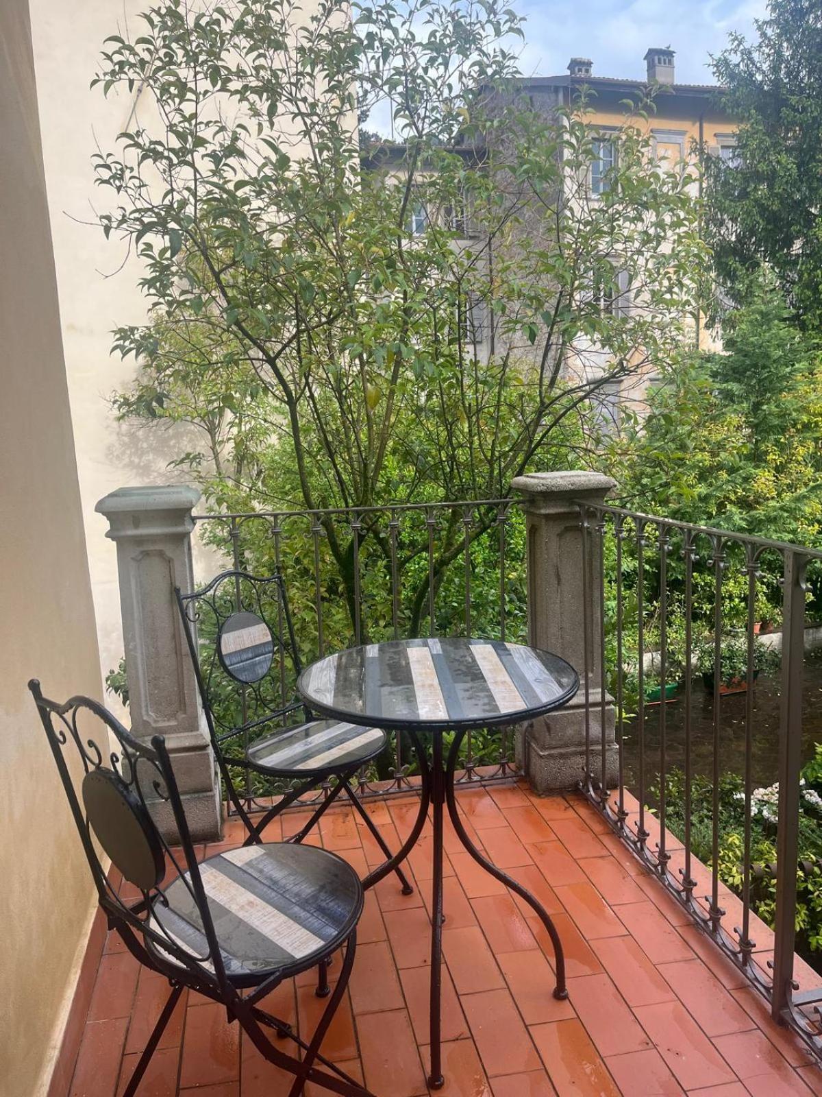 La Casa Di Mat Charme&Relax Lägenhet Bergamo Exteriör bild